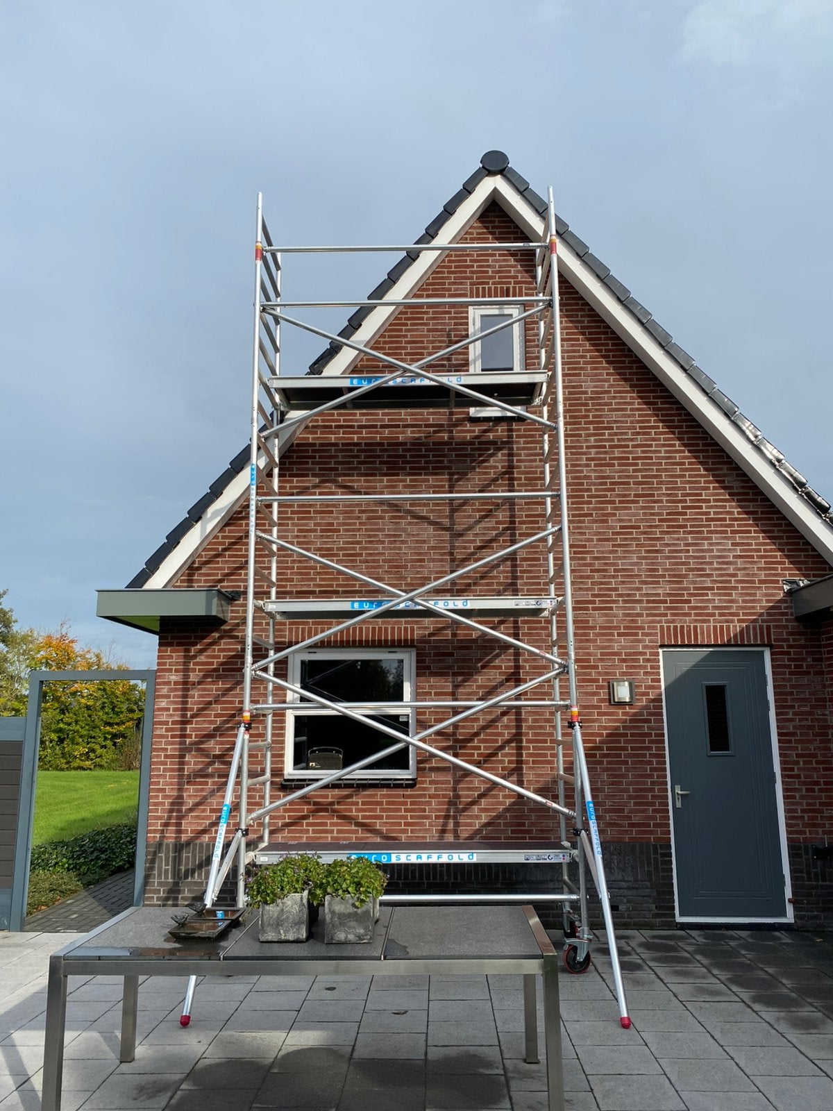 Rol Steiger te Huur, Doe-het-zelf en Verbouw, Steigers, Zo goed als nieuw, Rolsteiger of Kamersteiger, 5 meter of hoger, Ophalen of Verzenden