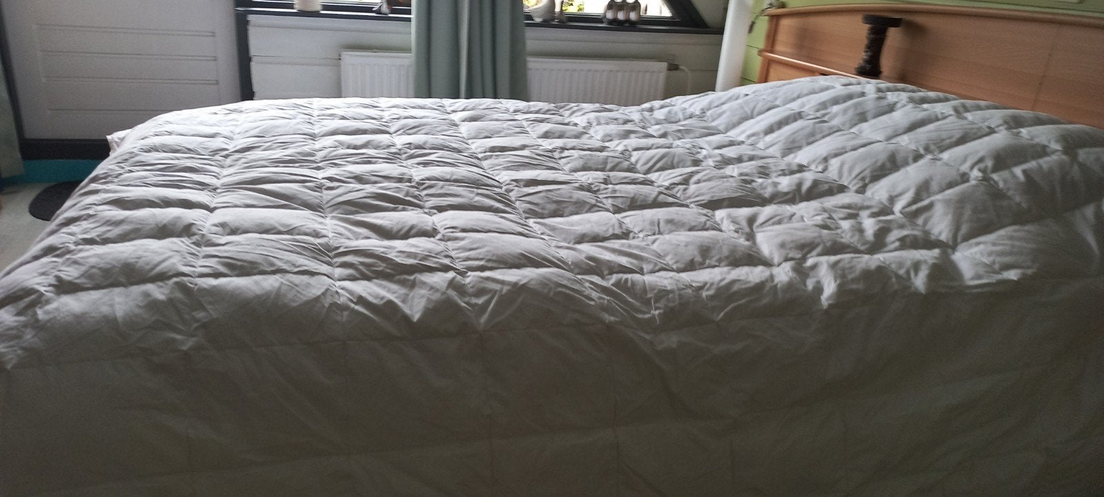 4 seizoenen eendendons dekbed , merk Fabiola, 220x240 ,kleur, Huis en Inrichting, Slaapkamer | Beddengoed, Ophalen, Wit, Tweepersoons