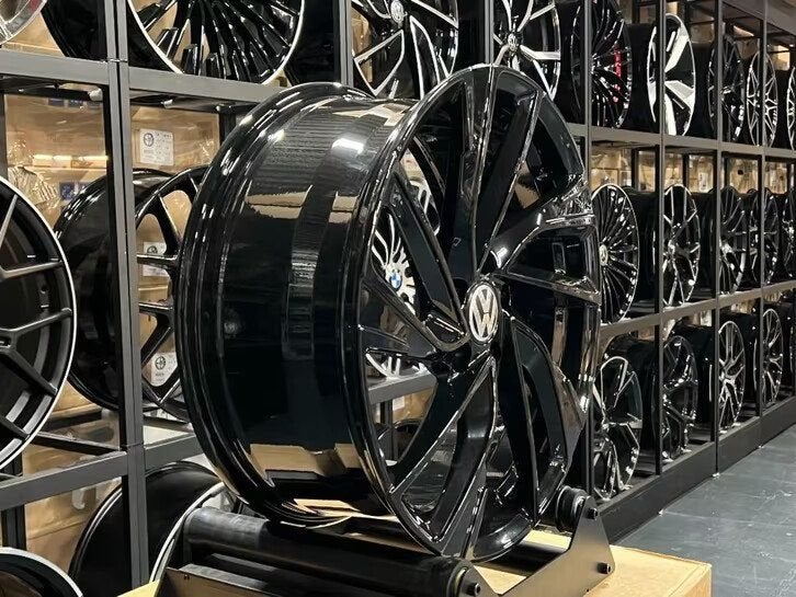 18'' Volkswagen ADELAIDE velgen 5X112 Golf 7 8 Audi A3 T-ROC, Auto-onderdelen, Banden en Velgen, Ophalen of Verzenden, Nieuw, 18 inch