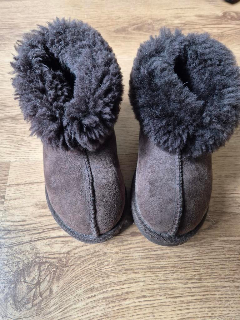 Uggs boots Urban Trail, maat 29-30, zeer mooie staat, Jongen of Meisje, Overige typen, Ophalen of Verzenden, Zo goed als nieuw