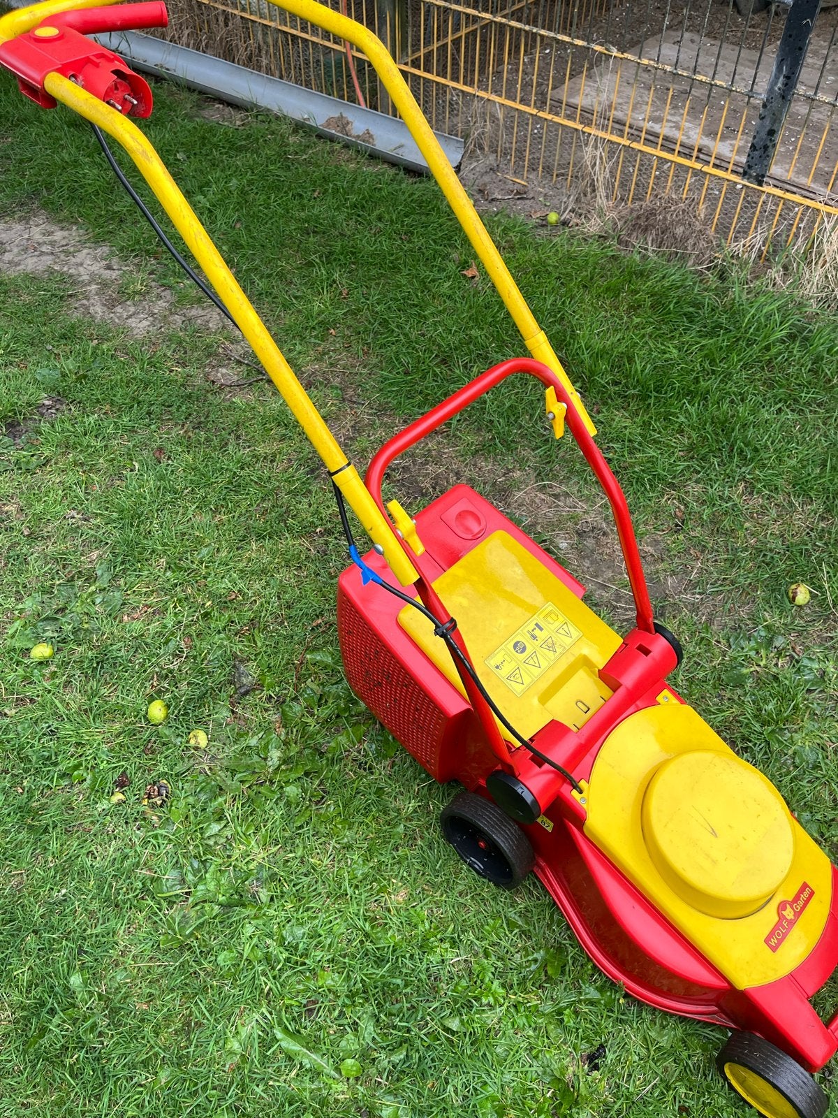 Wolf Garten Elektrische Grasmaaier - Compact en Krachtig, Ophalen, Cirkelmaaier, Gebruikt, Elektrische grasmaaier