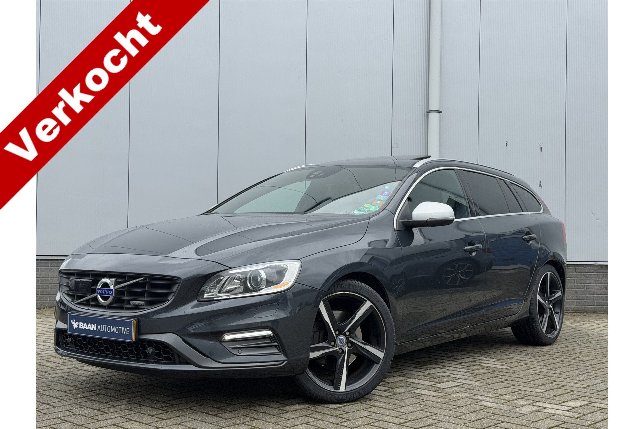 Volvo V60 2.0 T5 R-Design | Adaptive | Schuifdak | BLIS | Tr, Gebruikt, 4 cilinders, 1969 cc, 1600 kg