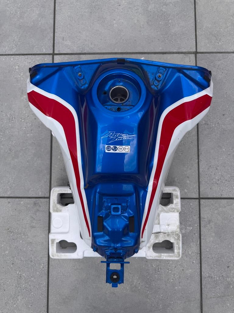 Benzine tank Honda Africa Twin CRF1100, Ophalen of Verzenden