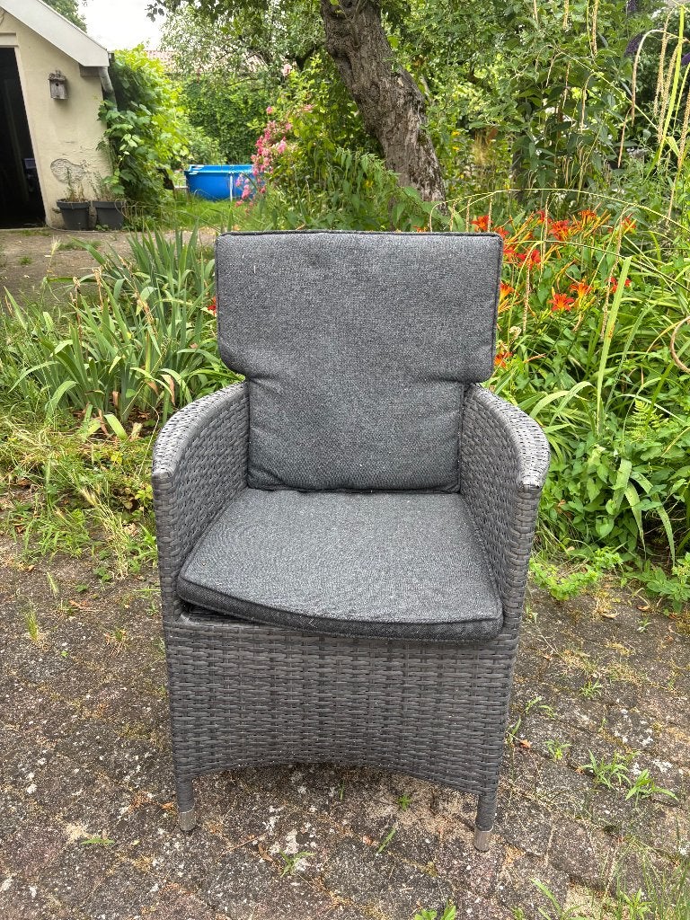 1 tuinstoel, Ophalen, Zo goed als nieuw, Kunststof