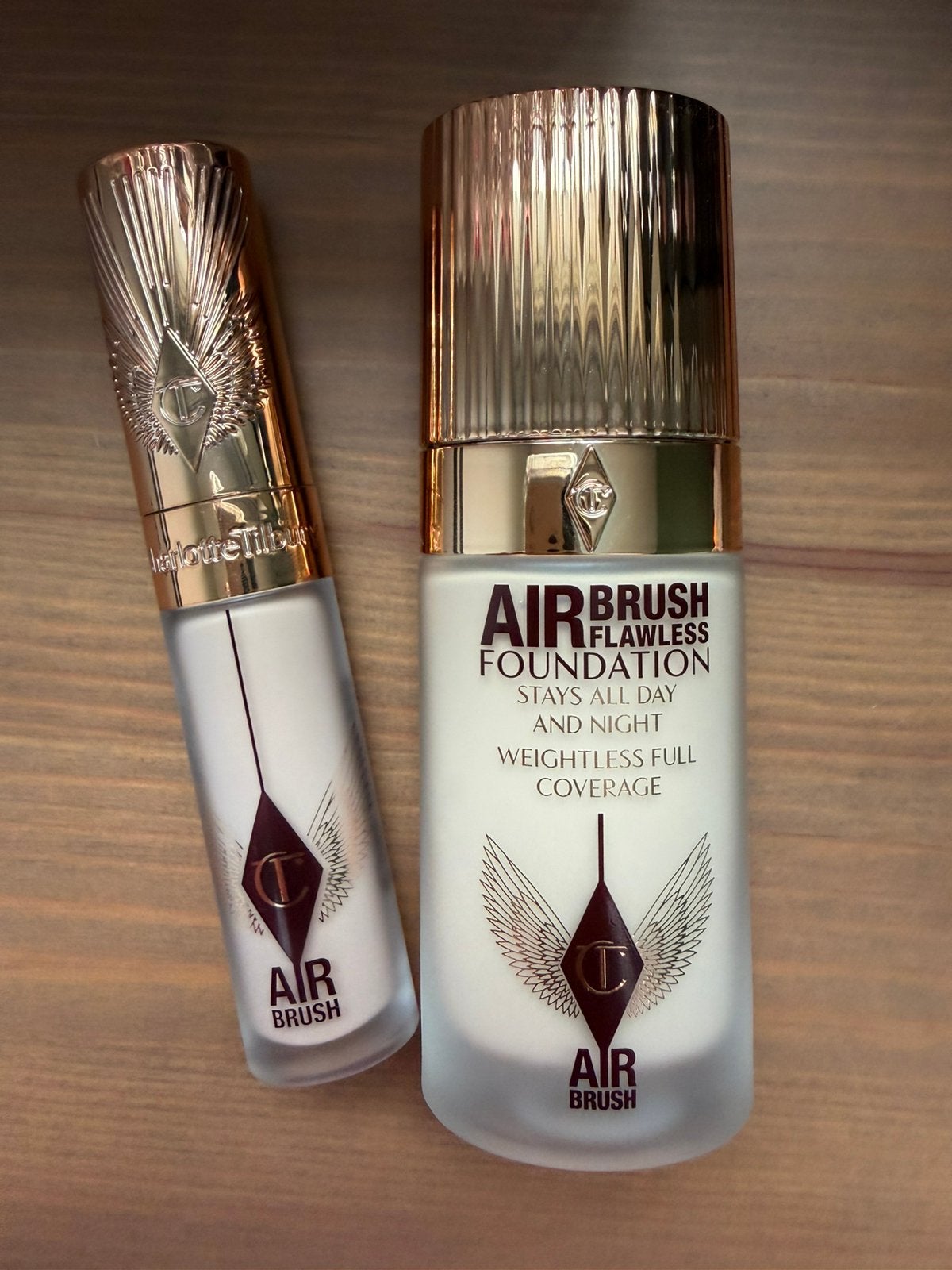 Airbrush flawless foundation en concealer, Ophalen of Verzenden, Zo goed als nieuw, Beige, Gehele gezicht