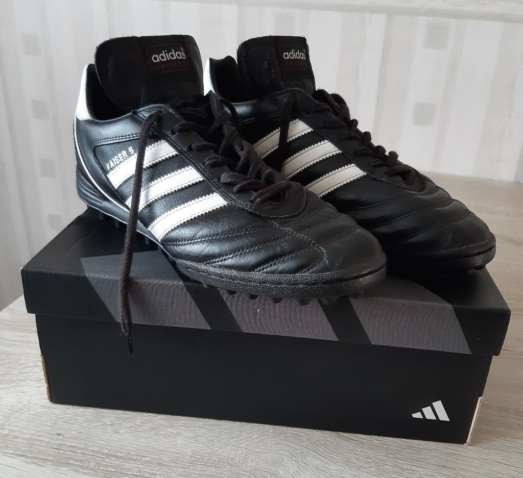 Adidas Kaiser 5 kunstgras voetbalschoenen maat 44 2/3, Maat XS of kleiner, Ophalen of Verzenden, Zo goed als nieuw, Schoenen
