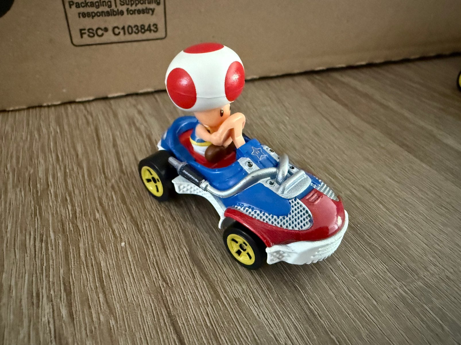 Mario Kart Hotwheels Toad Sneaker auto, Ophalen of Verzenden, Zo goed als nieuw
