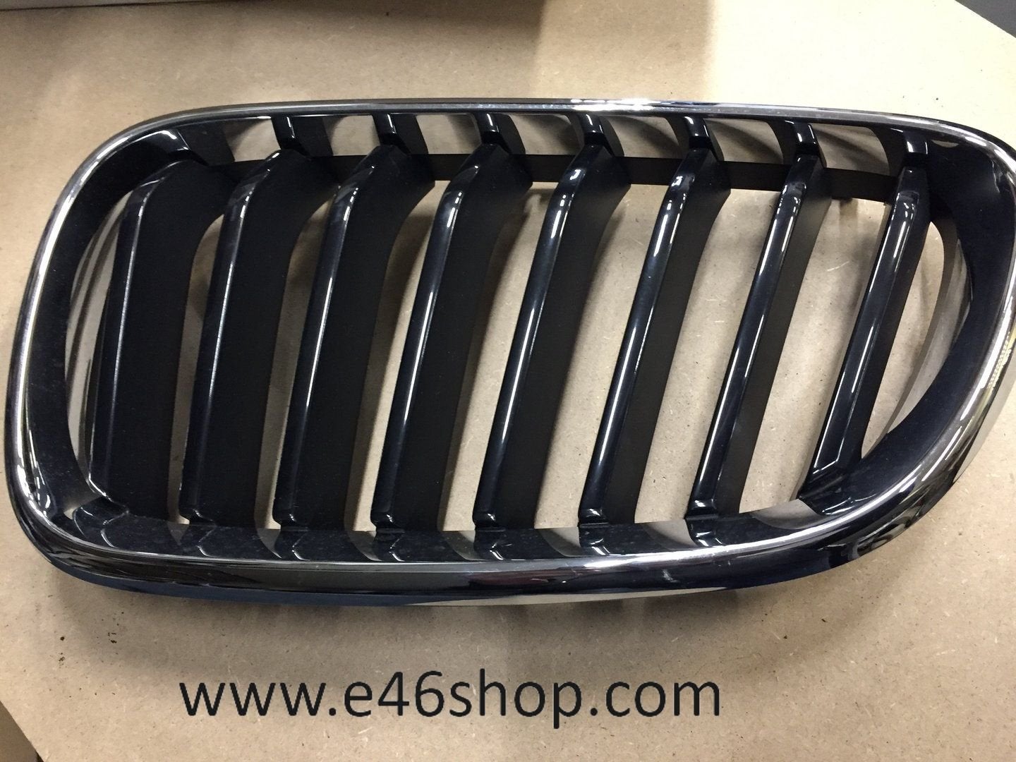 GRILLE LINKS VOOR BMW F22 F23 OE 51137295523, -, -, Nieuw, Ophalen of Verzenden