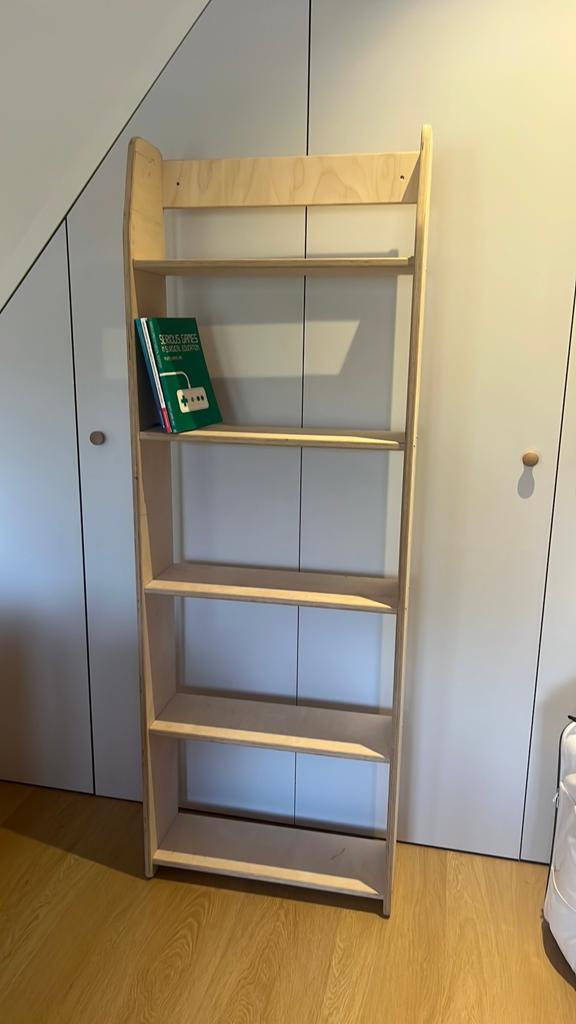 Wandkast van berken multiplex, Huis en Inrichting, Kasten | Boekenkasten, Ophalen, 25 tot 50 cm