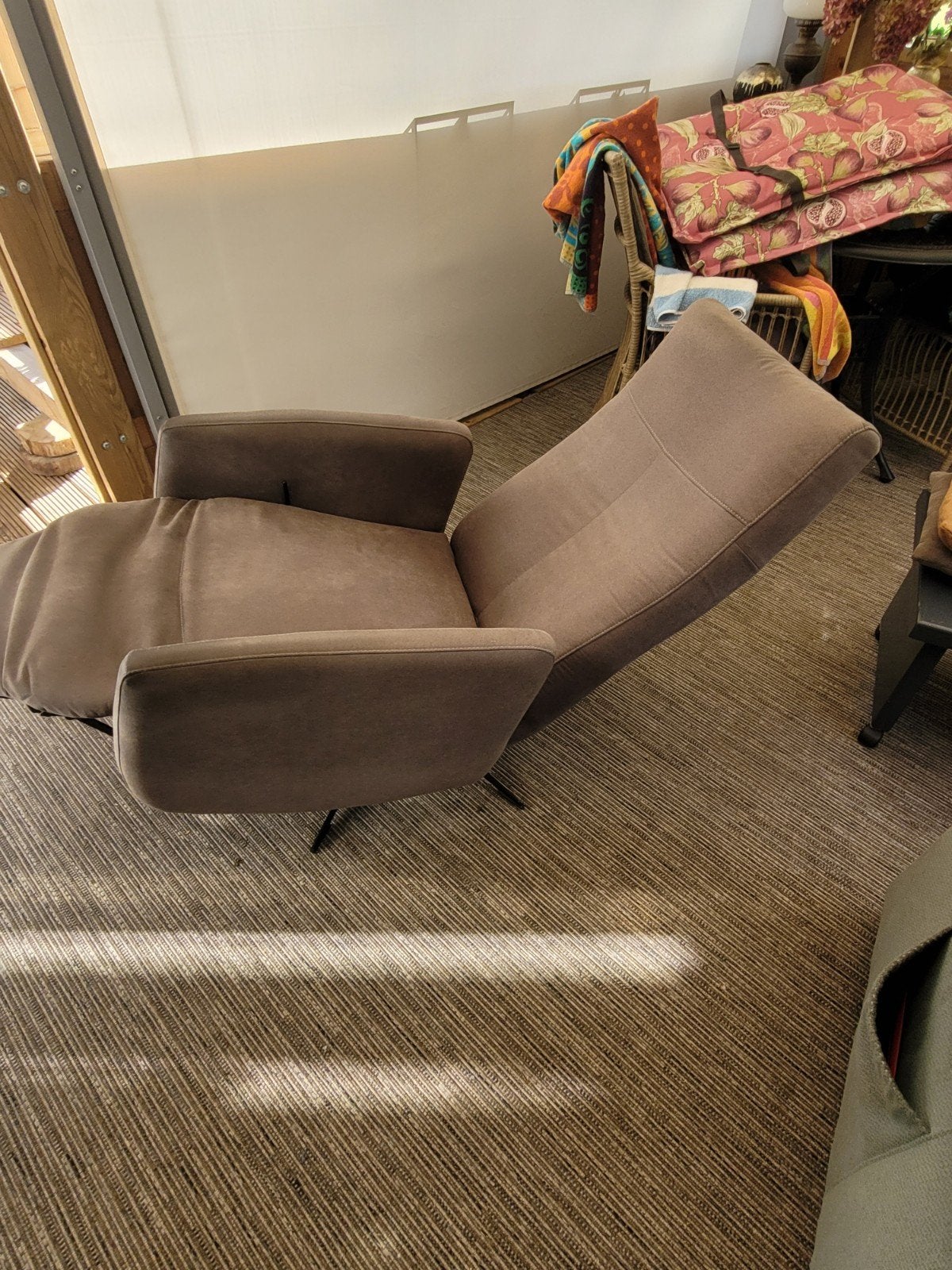 Comfortabele relaxfauteuil - Zo goed als nieuw wel gebruikt, Ophalen, Bruin, Modern comfort, Zo goed als nieuw