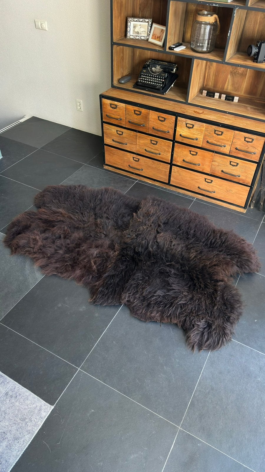 Vloerkleed Texels Schapenvacht 200x100, Bruin, Ophalen of Verzenden, Zo goed als nieuw, 200 cm of meer