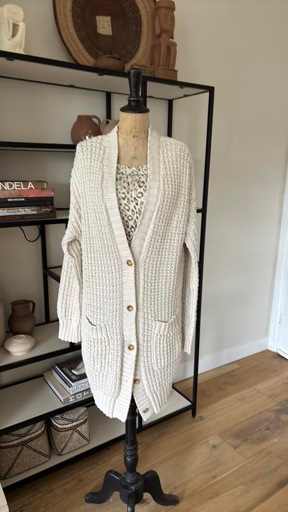 Vanilia wolwitte vestjas maat XL zgan grof gebreid, Kleding | Dames, Ophalen of Verzenden, Zo goed als nieuw, Maat 46/48 (XL) of groter
