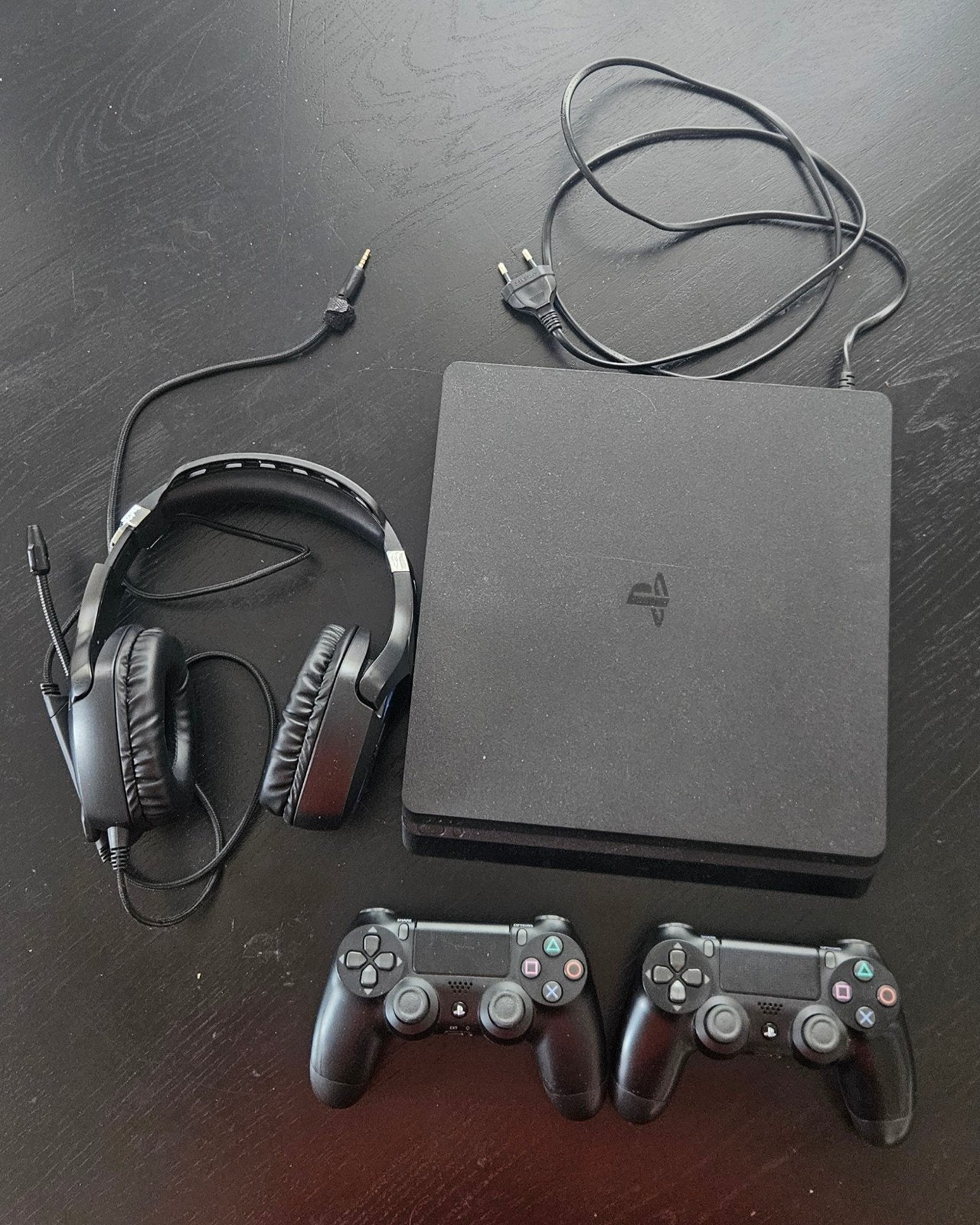 PS4 Slim 500GB met 2 controllers, headset en 12 games, Met 2 controllers, Ophalen of Verzenden, Slim, 500 GB