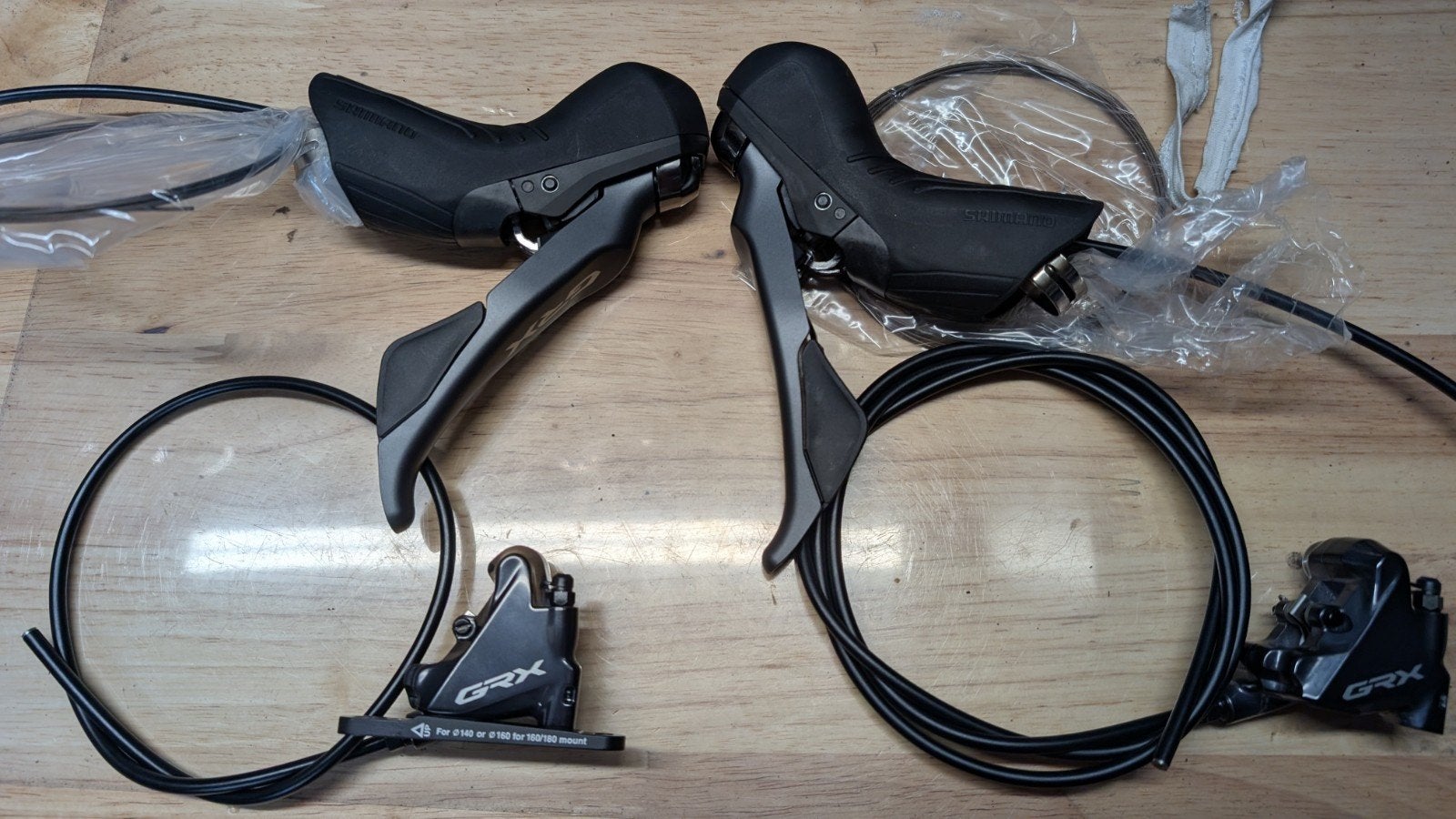 Shimano GRX Shifters met remklauwen, NIEUW, Remmen, Nieuw, Ophalen of Verzenden, Aluminium