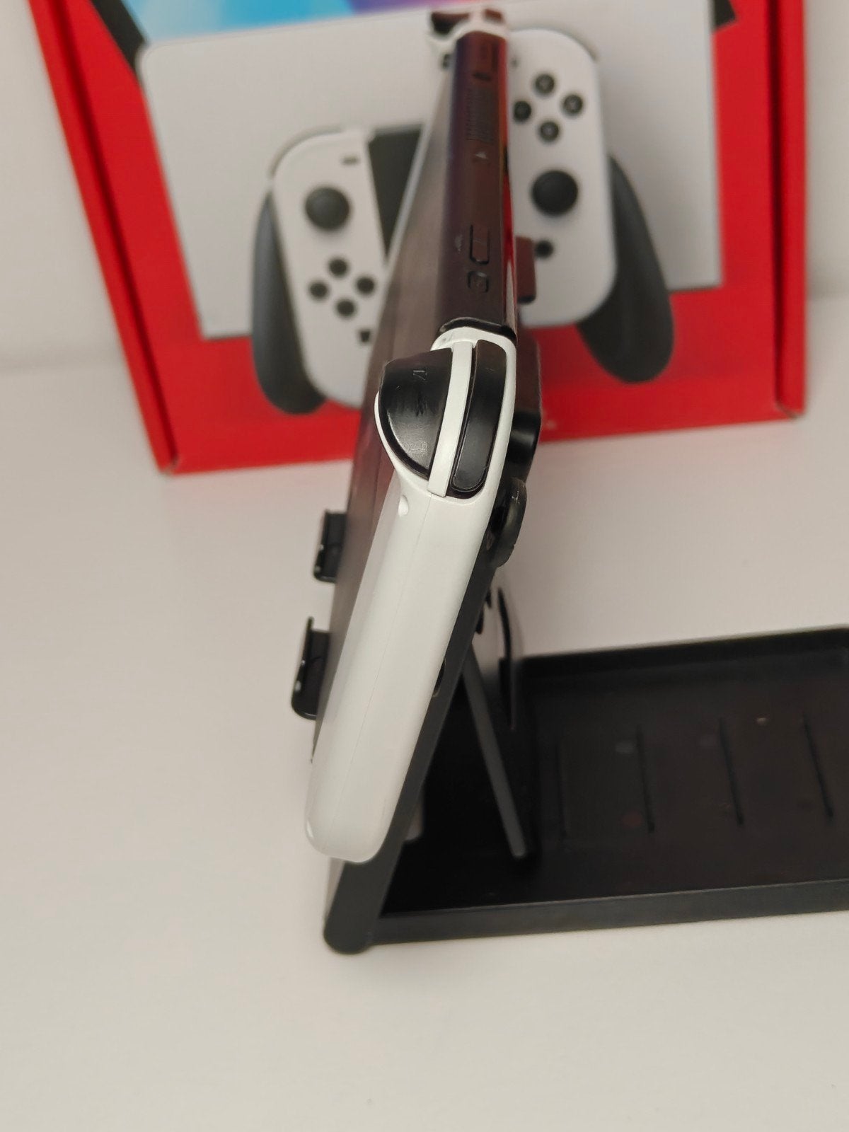 Nintendo Switch OLED, Overige genres, 11-1 Hokotate-cho, Kamitoba, Minami-ku, Kyoto 601-8501, Japan, Ophalen of Verzenden, Zo goed als nieuw
