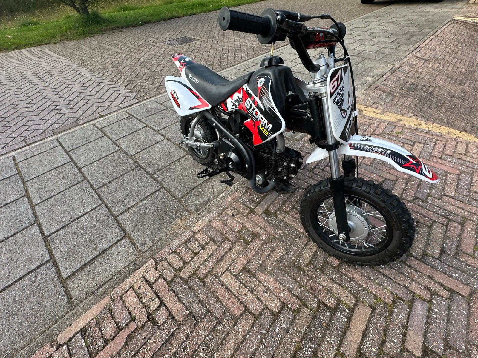 90cc 4-takt Storm Minicrossmotor 2023 - Zo goed als nieuw!, Fietsen en Brommers, Ophalen, Zo goed als nieuw, Trommelrem, Dirtbike