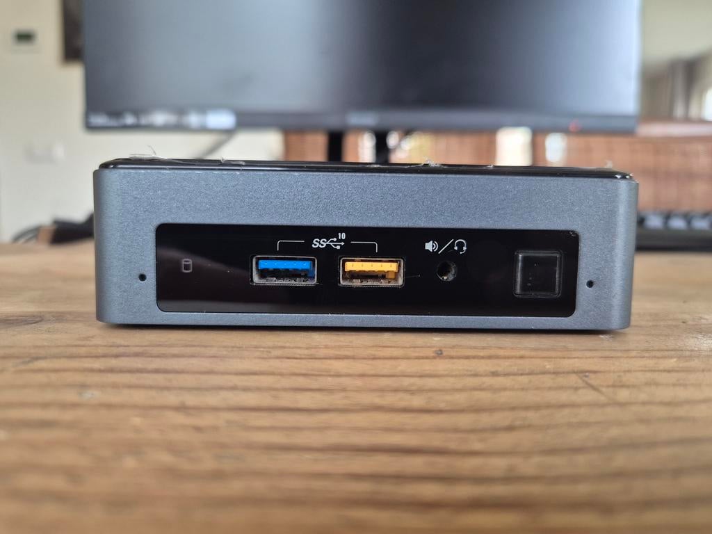 NUC7i5BNK 128GB / 8GB (uitbreiding SSD mogelijk), Ophalen of Verzenden, Zo goed als nieuw