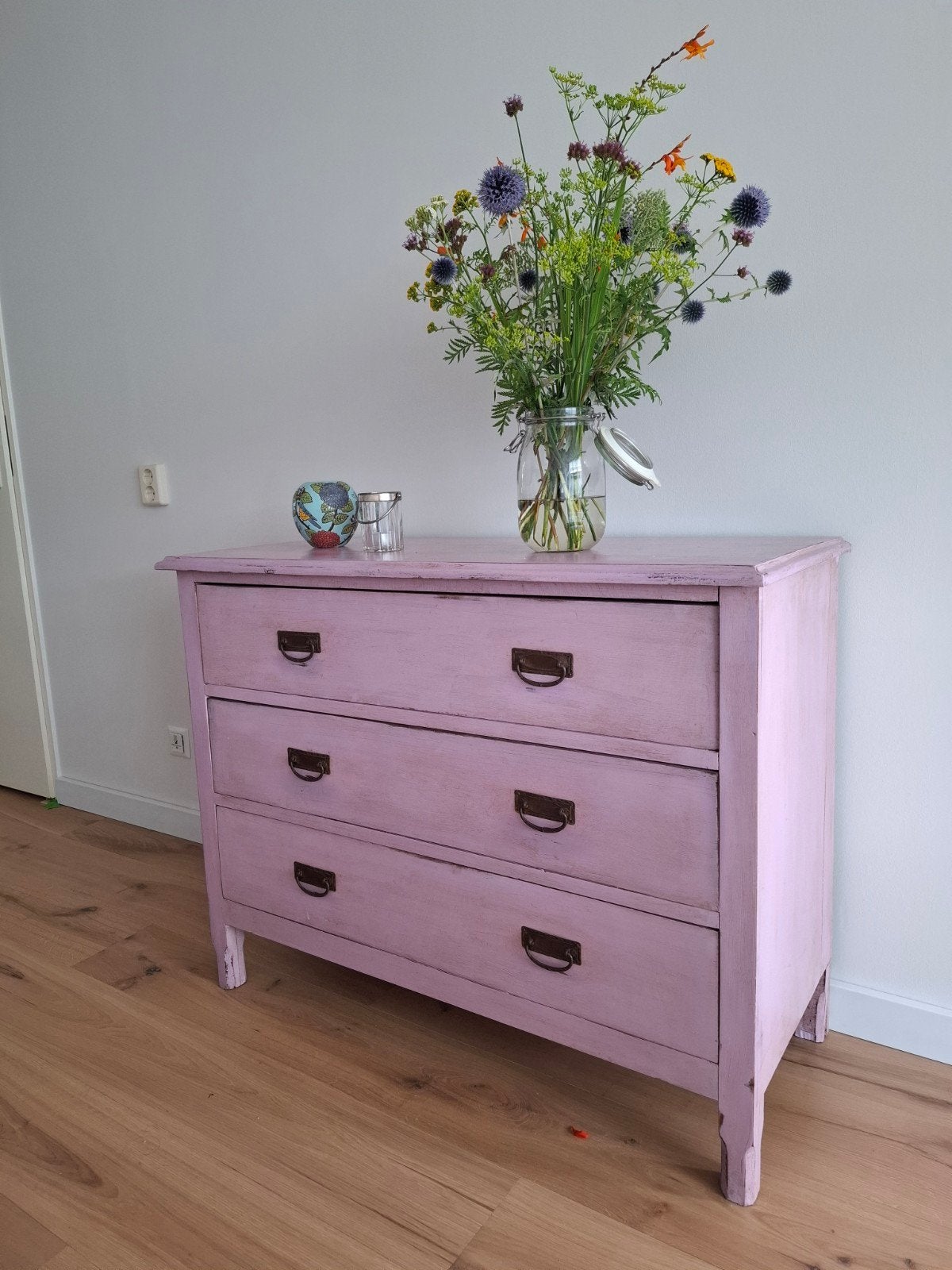 Vintage roze ladekast/ commode - 3 lades - 102x45x80 cm, Ophalen