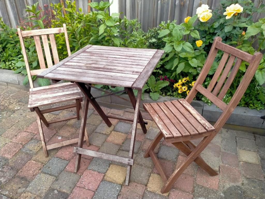 Bistro houten setje opklapbaar - likje verf nodig, Tuin en Terras, Gebruikt, Tuinset, Hout, Eettafel