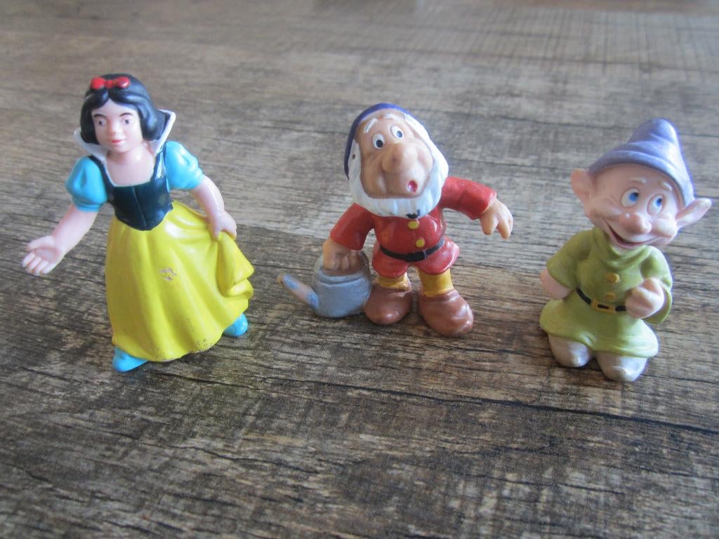 poppetjes Sneeuwwitje dwergen Bully Bullyland Disney, Ophalen of Verzenden, Zo goed als nieuw