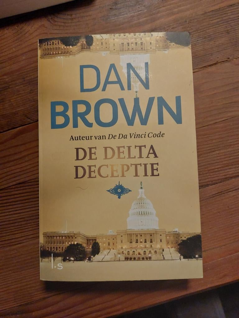 Dan Brown - De Delta deceptie, Ophalen of Verzenden, Zo goed als nieuw, Dan Brown
