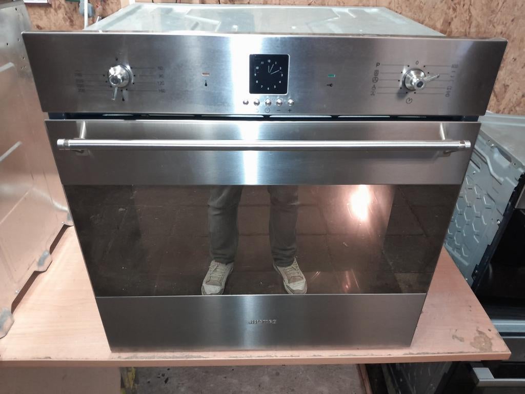 NETTE SMEG 60X60 HETE LUCHT OVEN MET PYROLYSE TE KOOP, Witgoed en Apparatuur, Ovens, Gebruikt, Hete lucht, 60 cm of meer, Ophalen of Verzenden
