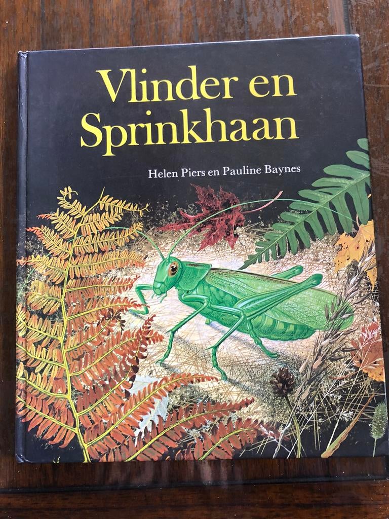 Vlinder en Sprinkhaan door Helen Piers en Pauline Baynes, Boeken, Ophalen of Verzenden, Gelezen, Prentenboek