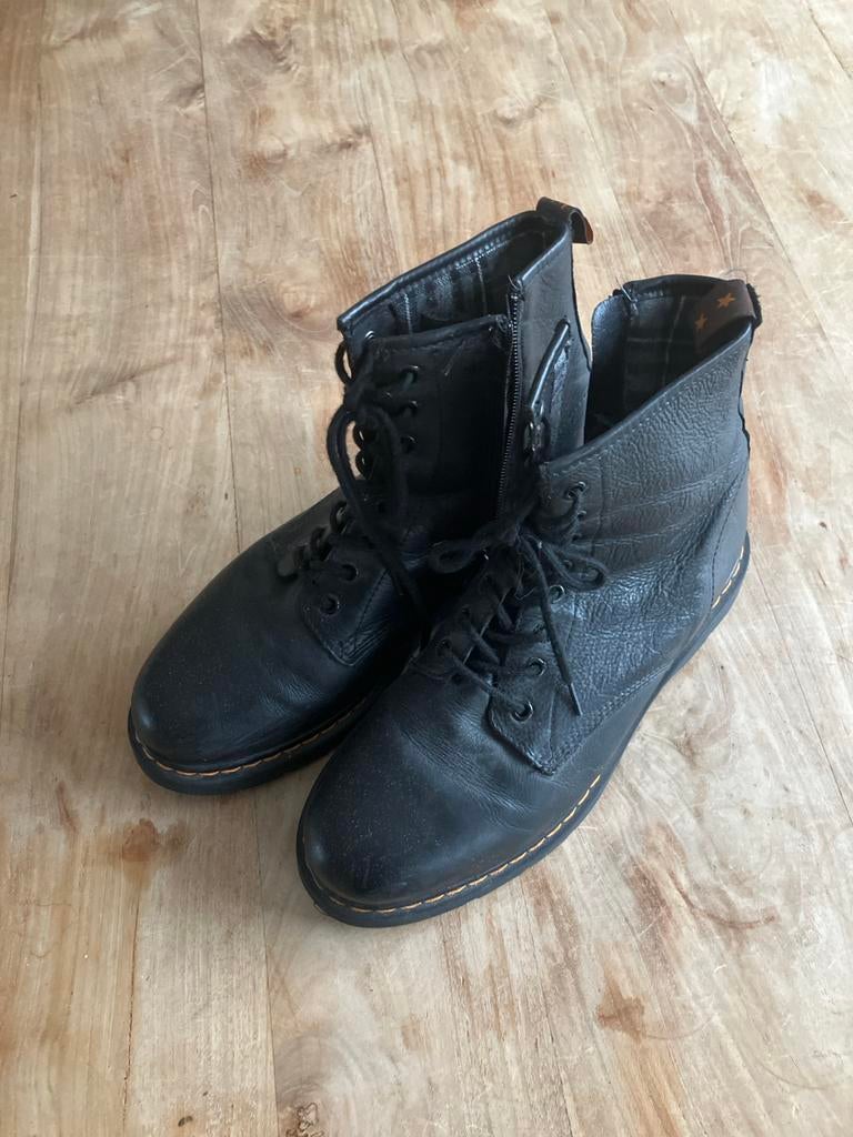 Stoere korte laarsjes - Dr. Martens look, Ophalen of Verzenden, Gedragen, Zwart, Lage of Enkellaarzen