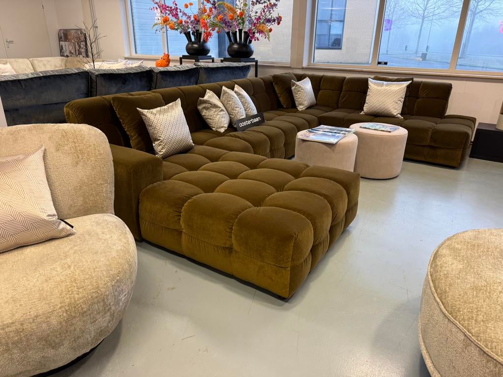 Luxe Velvet U-bank Yently 200x370x250cm Green - NEW NIEUW, Info@oosterbaanwonen.nl, Venus 31 8448CE Heerenveen, Hoekbank, Ophalen of Verzenden