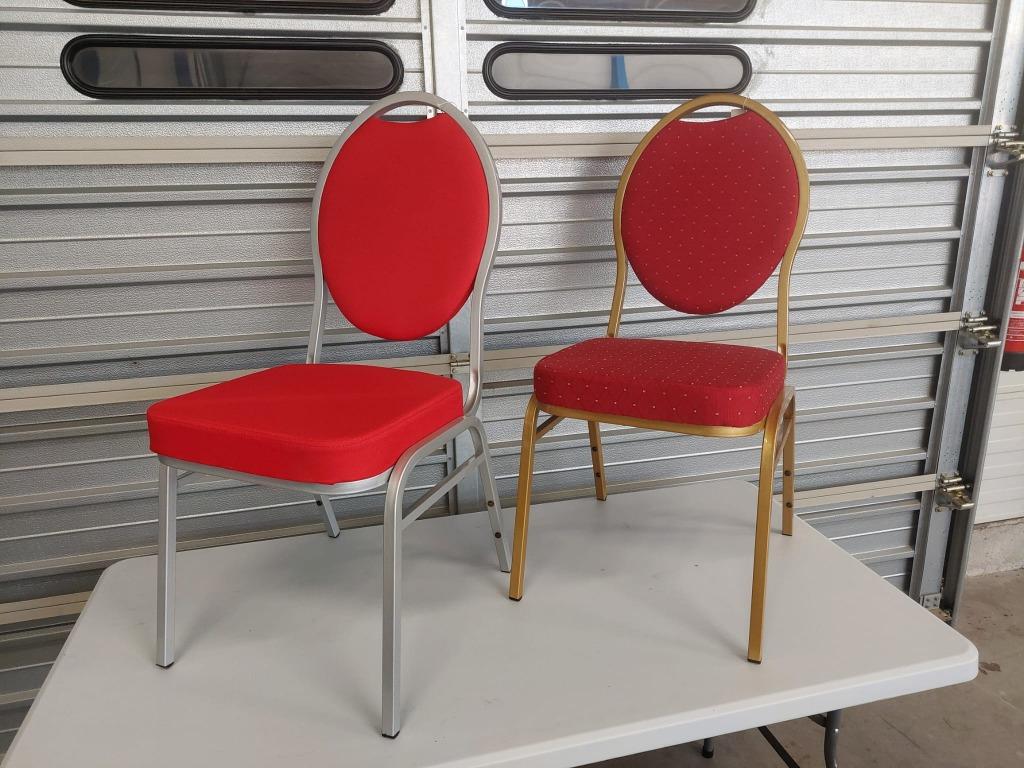 Hotel stackchair in gloss Silver of Goud frame rode stof, Huis en Inrichting, Stoelen, Nieuw, Ophalen of Verzenden, Stof, Vijf, Zes of meer stoelen