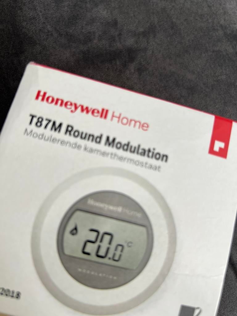 Nieuwe Honeywell Home T87M Round Modulation, Thermostaat, Minder dan 30 cm, Nieuw, Minder dan 60 cm
