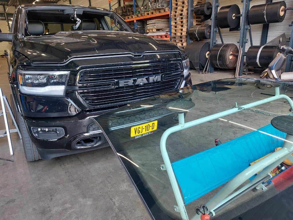 Dodge Ram Voorruit nieuw incl. montage, Auto-onderdelen, Ophalen of Verzenden, Nieuw, Dodge
