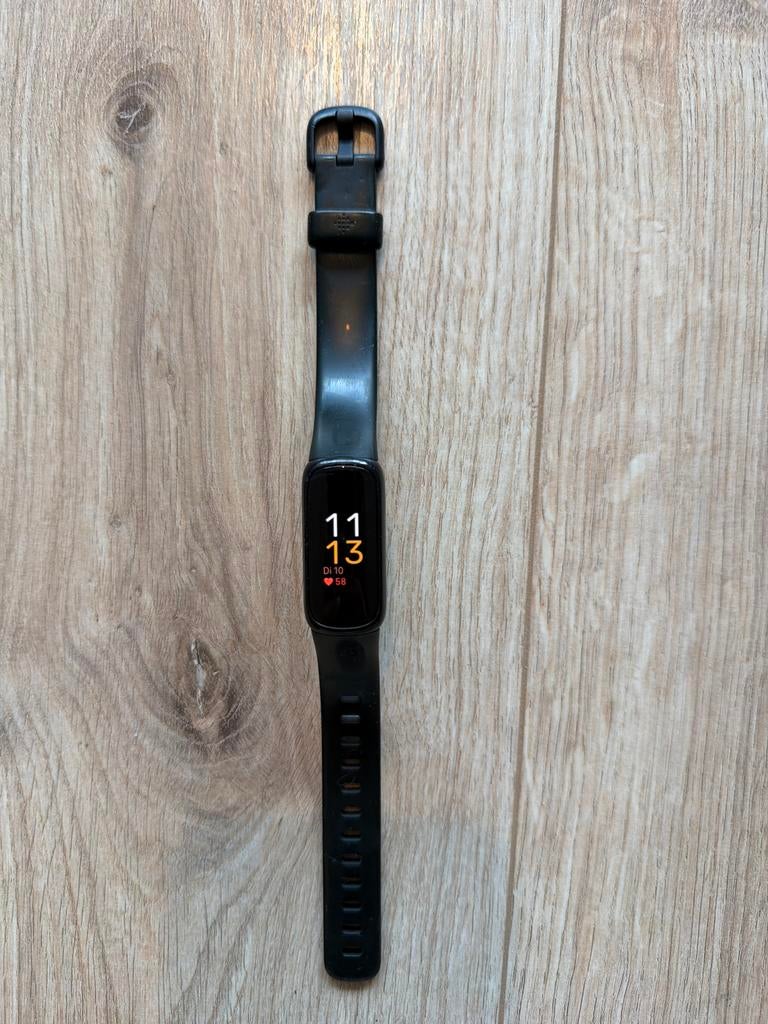 Fitbit Inspire 3 - Incl. Oplader, Ophalen of Verzenden, Waterdicht, Zo goed als nieuw, Zwart