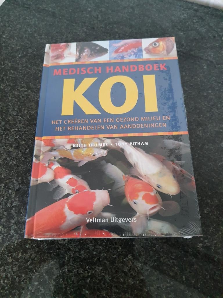 Nieuw in sealfolie Medische handboek koi, Ophalen, Nieuw, Vissen