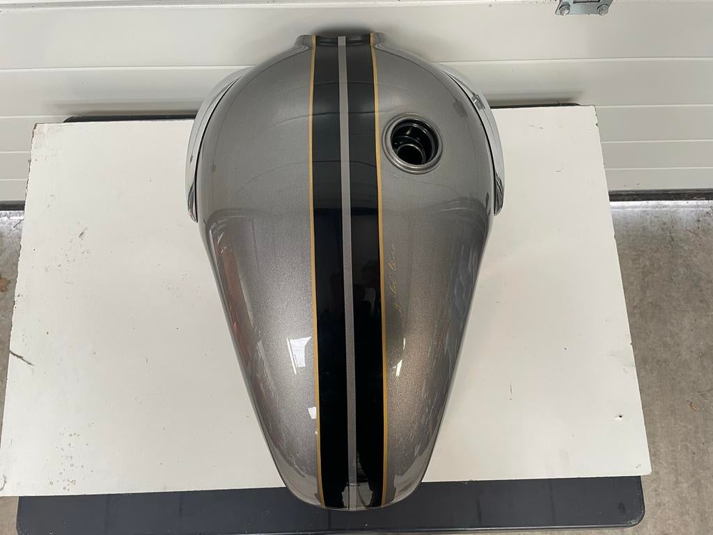 Triumph T120 Gold Line Tank - Perfecte Staat!, Gebruikt, Rijksweg 96, Motor centrum rijen, Info@mcrijen.nl