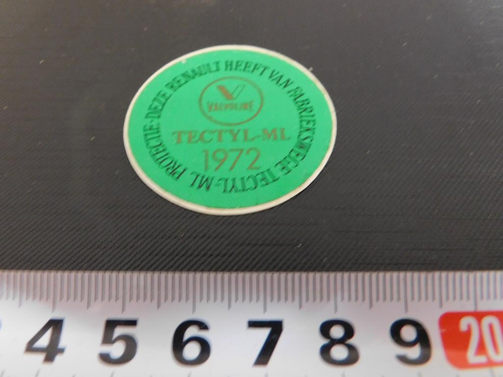 sticker renault heeft van fabriekswege tectyl valvoline 1972, Ophalen, Zo goed als nieuw