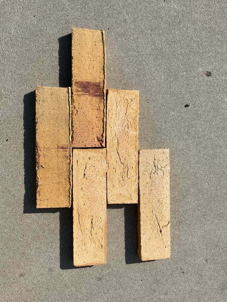 Baksteenstrippen steenstrips zand  20 euro per m2, Doe-het-zelf en Verbouw, Metselstenen, Ophalen, Zo goed als nieuw, Bakstenen