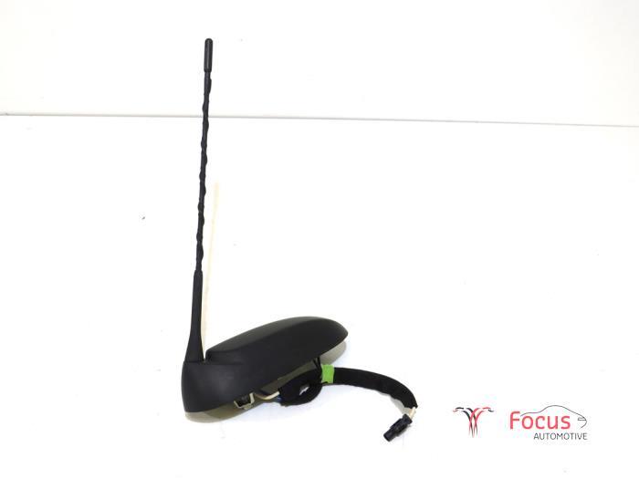 GPS Antenne van een Opel Adam, Ophalen of Verzenden, 12 maanden garantie, Gebruikt, Opel
