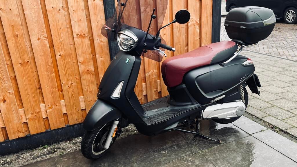 Te koop kymco new like 2018  125 cc, Fietsen en Brommers, Scooters | Kymco, Overige modellen, O, Verzenden, 125 cc