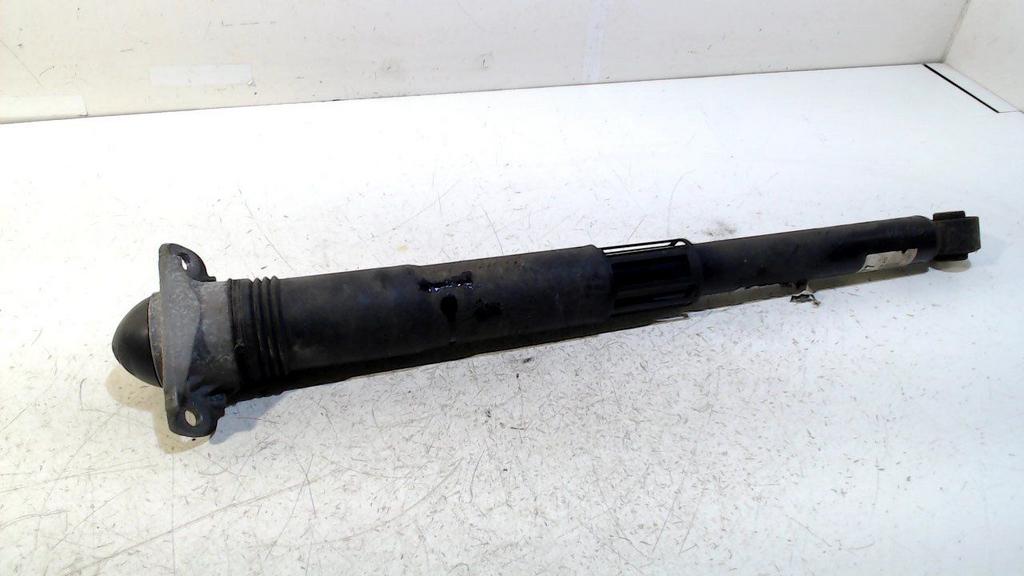 Schokbreker rechts achter Volkswagen Golf, Onderdelen@venauto.nl, Van der Ven Autorecycling B.V., Gebruikt, Ettenseweg 76, 4706 PB Roosendaal, The Netherlands