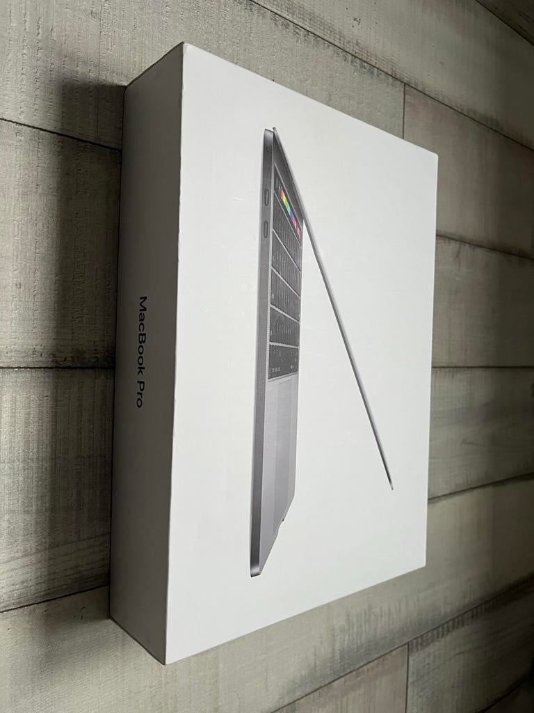 MacBook Pro 2018 A1989, Computers en Software, Apple Macbooks, Gebruikt, MacBook Pro, 13 inch, 2 tot 3 Ghz, 256 GB, 8 GB, Qwerty