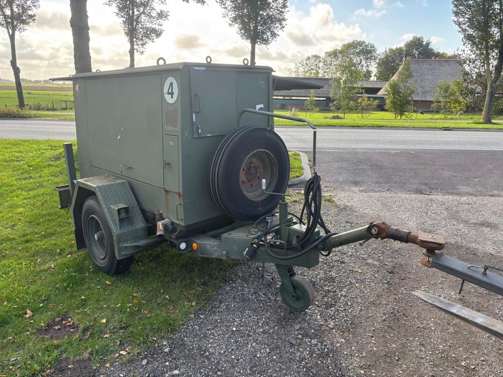 25 KVA aggregaat 230/400 Volt Deutz F4L912 diesel generator, Ophalen, Gebruikt, Dieselolie, Geluidgedempt