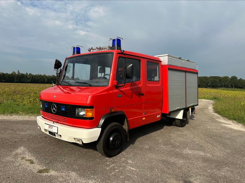 Mercedes-Benz Vario 510 FD camper foodtruck benzine !, Auto's, Achterwielaandrijving, Overige modellen, Handgeschakeld, Particulier