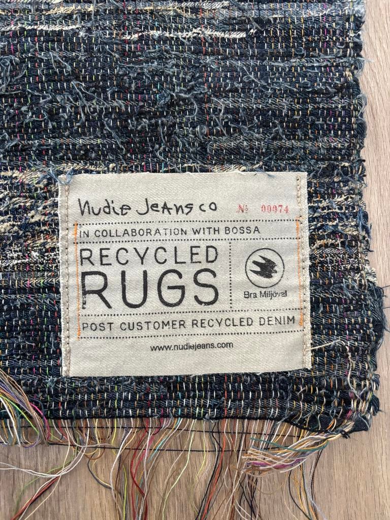 Uniek Nudie Jeans Vloerkleed - Gerecycled Denim, Ophalen, 100 tot 150 cm, Blauw, Zo goed als nieuw