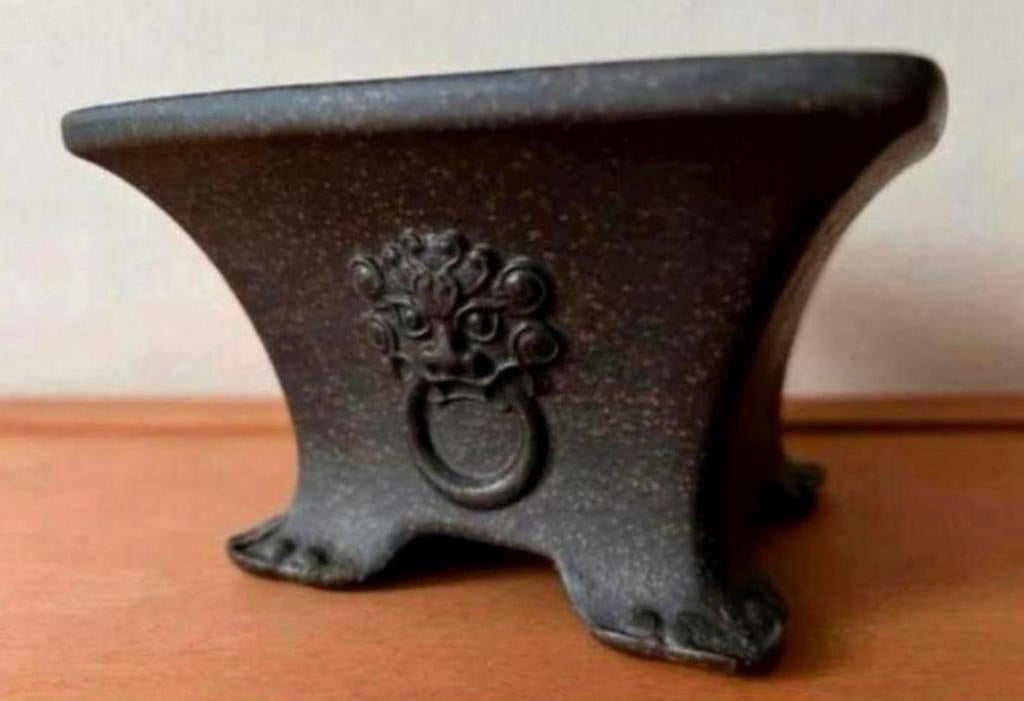 Bonsai pot bruin ongeglazuurd gemerkt Leeuw 12,3x12,3x7,5, Vierkant, Nieuw, Ophalen of Verzenden, Aardewerk