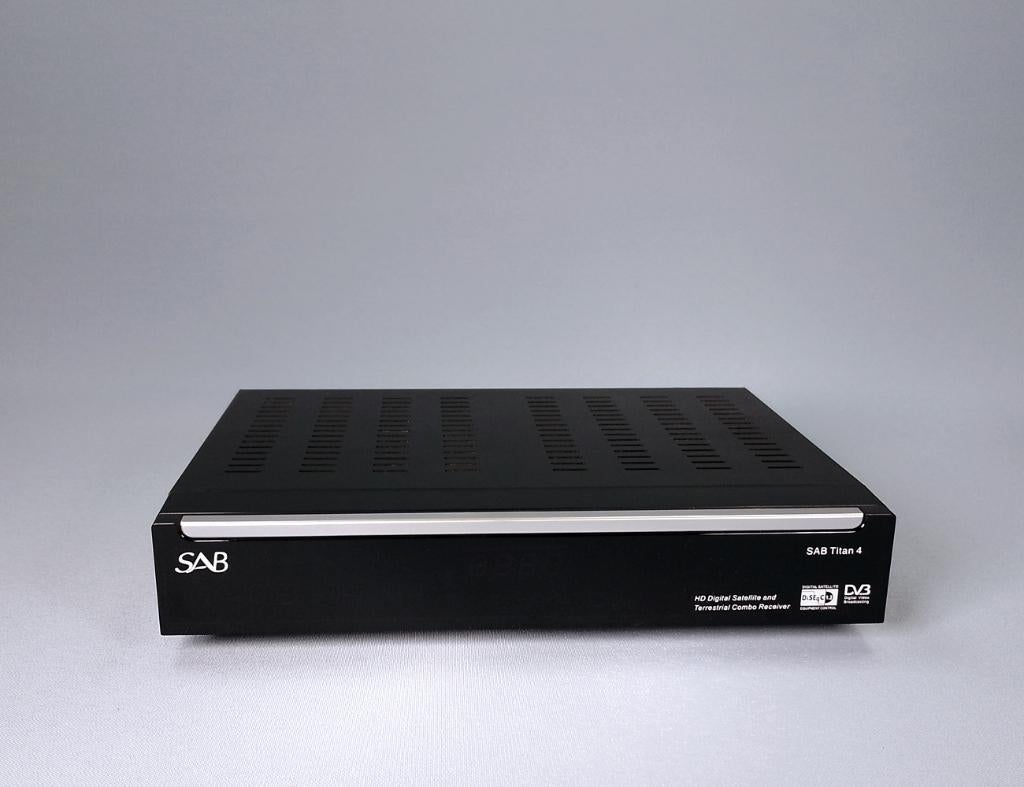SAB-Titan 4 Satelliet Combo Receiver, Ophalen, Zo goed als nieuw, Decoder