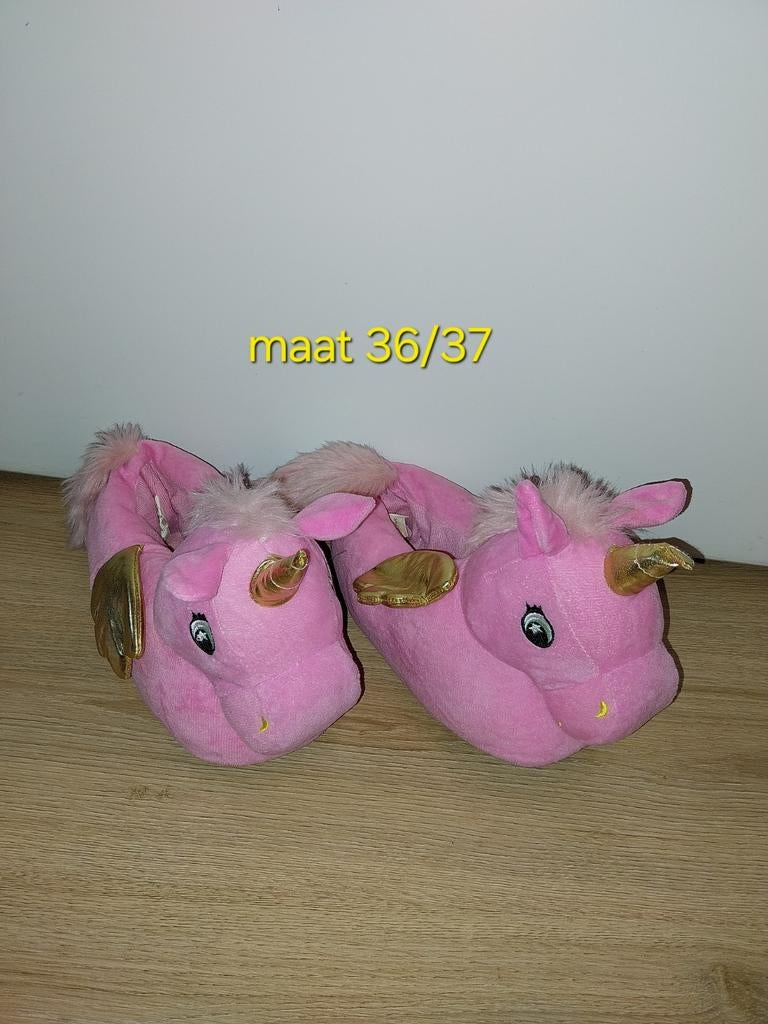 Roze unicorn eenhoorn sloffen pantoffels maat 36 37 meisje, Meisje, Overige typen, Ophalen of Verzenden, Zo goed als nieuw
