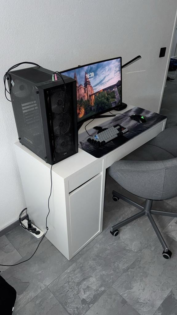 Bureau, Ophalen, Zo goed als nieuw
