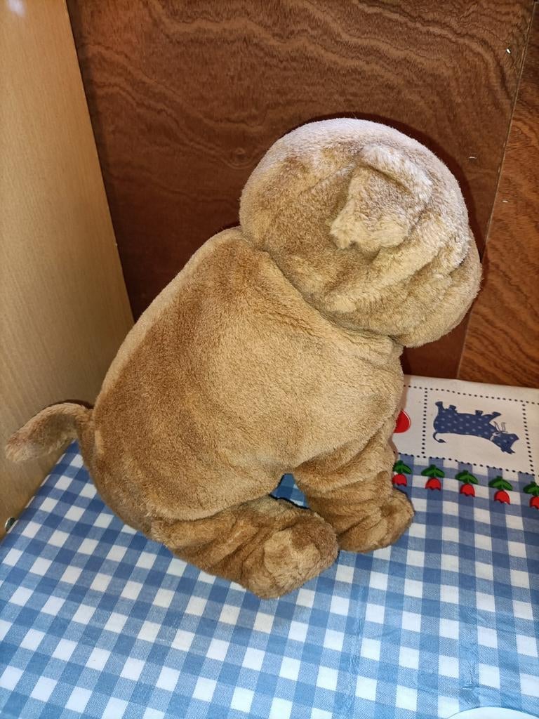 Spar pei Sharpei hond knuffel 30 cm groot, Ophalen of Verzenden, Zo goed als nieuw, Hond