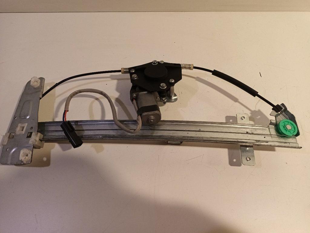 Raammechaniek elektrisch links voor Jeep Grand Cherokee, Auto-onderdelen, Ruiten en Toebehoren, Jeep, Onderdelen@venauto.nl, Van der Ven Autorecycling B.V.